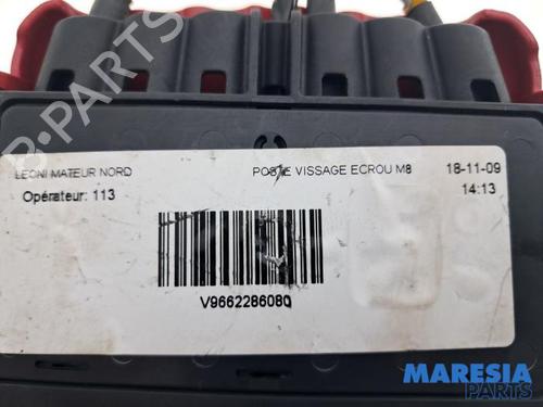 Fuse box PEUGEOT 308 CC (4B_) 1.6 16V | BP33674526E1  - Image 5