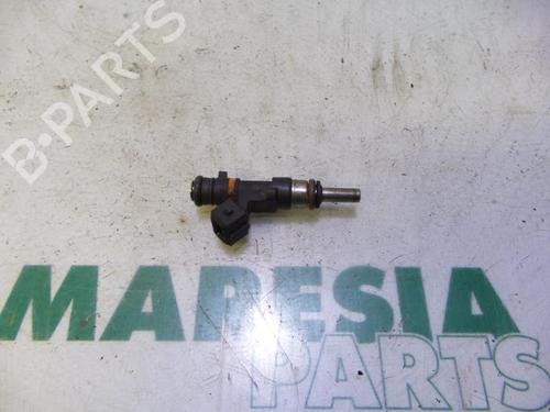 Used Injector FIAT BRAVO II (198_) 1.4 16V (198AXS1B) (140 hp) 31462894