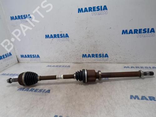 Used Right front driveshaft RENAULT MEGANE III Hatchback (BZ0/1_, B3_) 1.4 TCe (BZ0F, BZ1V) (131 hp) 31403196