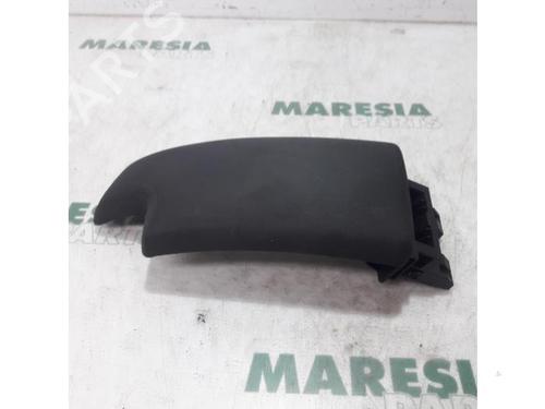 Armlene RENAULT MEGANE III Grandtour (KZ0/1) 1.5 dCi (KZ09, KZ0D, KZ1G, KZ29, KZ14, KZ1W, KZ10, KZ1F,... (110 hp) 31527865