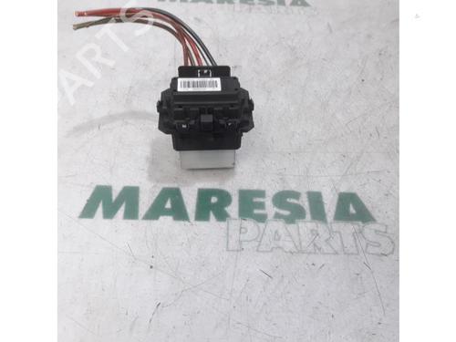 Used Electronic sensor RENAULT CLIO IV Grandtour (KH_) 0.9 TCe 90 (90 hp) 31398852