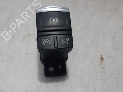 Switch RENAULT MEGANE IV Hatchback (B9A/M/N_) 1.2 TCe 100 (B9MS) | BP31483182I30