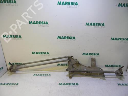 Used Front wipers mechanism CITROËN C8 (EA_, EB_) 2.0 (136 hp) 31529361