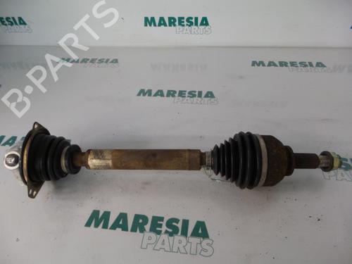 Used Left front driveshaft RENAULT LAGUNA II (BG0/1_) 1.9 dCi (BG08, BG0G) (120 hp) 31525625