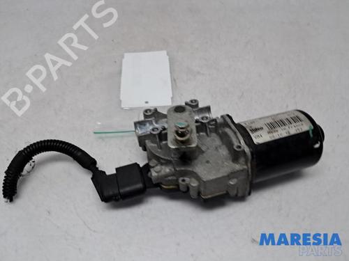 Used Front wiper motor FIAT 500L (351_, 352_) 0.9 (199LYC1B) (105 hp) 31462649