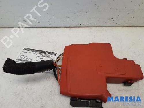 Used Fuse box CITROËN C4 Grand Picasso I (UA_) 2.0 i 16V (140 hp) 31472867