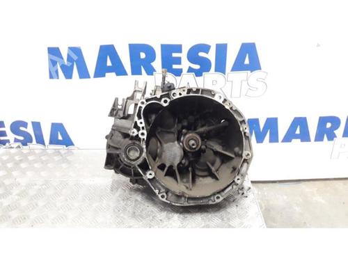 gearbox-renault-scenic-ii-jm01_-2003-2004-2005-2006-2007-2008-2009-2010-31529706 main image