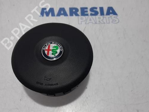 Used Driver airbag ALFA ROMEO 159 Sportwagon (939_) 1.9 JTS (939BXA1B) (160 hp) 31478275