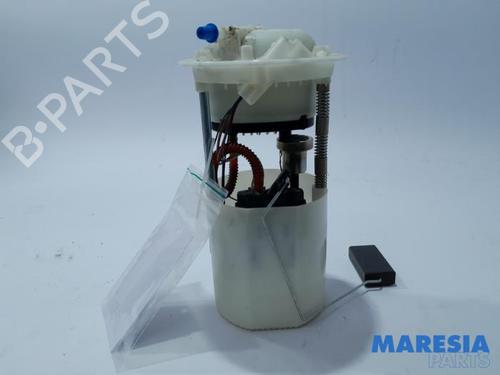 Used Fuel pump FIAT 500 (312_) 1.2 (312AXA1A) (69 hp) 31418813