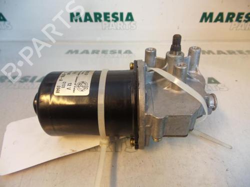 Used Front wiper motor FIAT STILO (192_) 1.8 16V (192AXC1A, 192BXC1A) (133 hp) 31430238