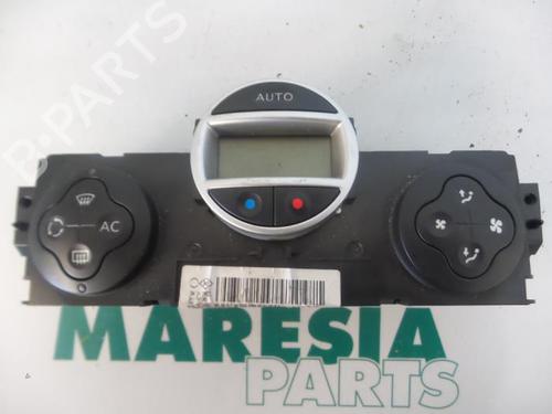 Used Climate control RENAULT GRAND SCÉNIC II (JM0/1_) 2.0 (135 hp) 31529730