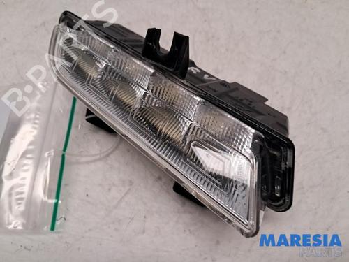 Used Right daytime light RENAULT CLIO IV (BH_) 0.9 TCe 90 (BHNF, BHMA, BHMH, BHJK, BHJR) (90 hp) 31461451