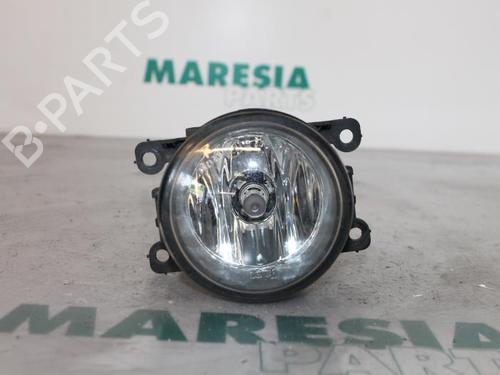 right-front-fog-light-renault-megane-ii-coupe-cabriolet-em01_-2003-2004-2005-2006-2007-2008-2009-2010-31501291 main image