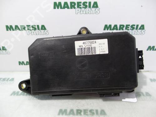 Used Control unit FIAT STILO (192_) 1.6 16V (192_XB1A) (103 hp) 31403886