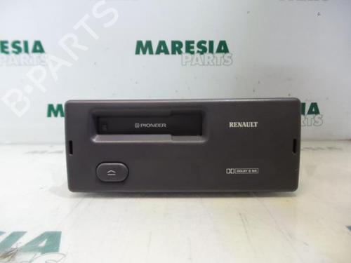 radio-renault-espace-iii-je0_-1996-1997-1998-1999-2000-2001-2002-31476312 main image