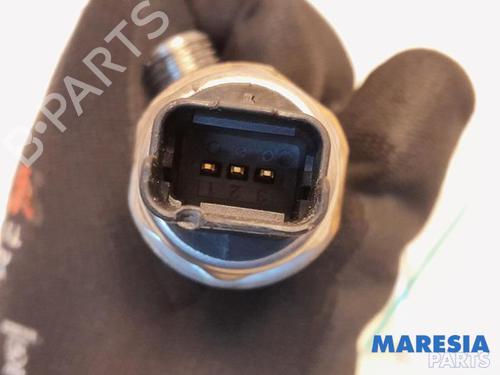 Injection rail PEUGEOT 5008 (0U_, 0E_) 1.6 HDi | BP31504423M98 