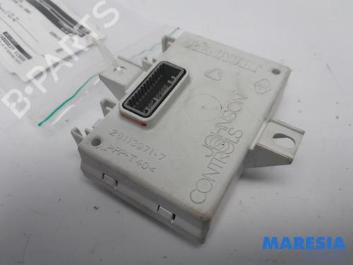 Used Electronic module RENAULT MEGANE III Hatchback (BZ0/1_, B3_) 1.6 16V (BZ1B, BZ1H) (110 hp) 31461148