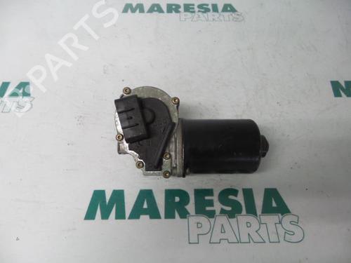 Front wiper motor FIAT STILO (192_) 1.6 16V (192_XB1A) | BP31502384M29