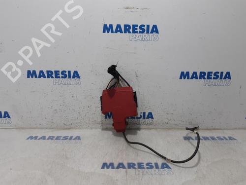 Used Fuse box CITROËN C4 Grand Picasso I (UA_) 2.0 i 16V (140 hp) 31430047