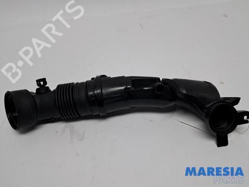 Used Pipe Pipe PEUGEOT 208 II (UB_, UP_, UW_, UJ_) 1.2 PureTech 100 (101 hp) 40235528 40235528