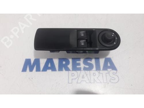 Used Switch RENAULT CLIO IV (BH_) 0.9 TCe 90 (BHNF, BHMA, BHMH, BHJK, BHJR) (90 hp) 31424657