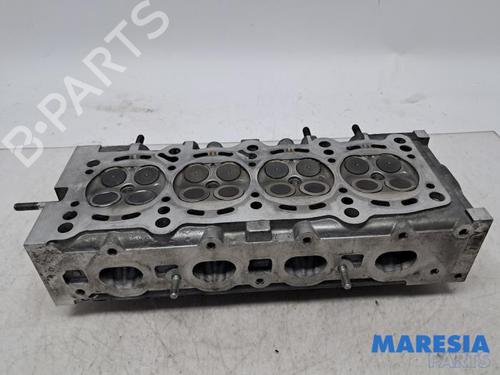 Used Cylinder head Cylinder head 37524119 37524119
