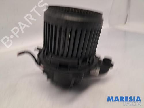Used Heater blower motor RENAULT CLIO IV (BH_) 0.9 TCe 90 (BHNF, BHMA, BHMH, BHJK, BHJR) (90 hp) 31390972