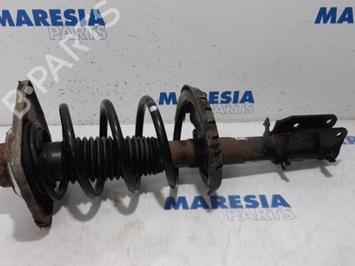 Used Right front shock absorber PEUGEOT EXPERT Van (VF3A_, VF3U_, VF3X_) 2.0 HDi 120 (120 hp) 31502911