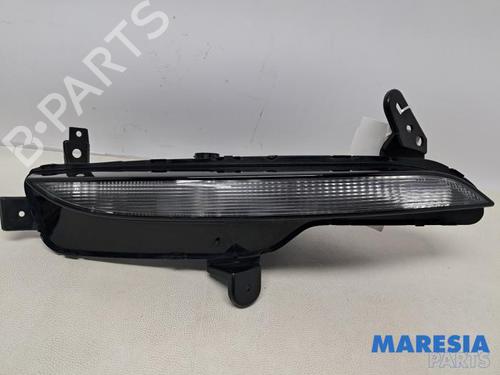 Blinklys fortil venstre RENAULT MEGANE IV Hatchback (B9A/M/N_) 1.2 TCe 130 (B9MR) (130 hp) 31816717