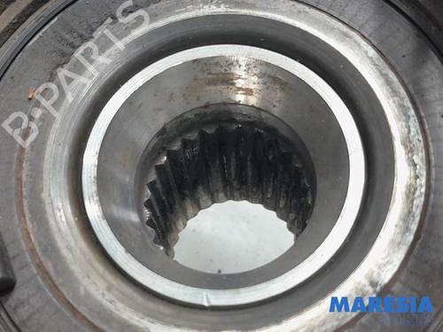 Right front steering knuckle CITROËN C3 III (SX) 1.2 THP 110 (SXHNPS, SXHNZT, SXHNZ6) | BP31388719M26