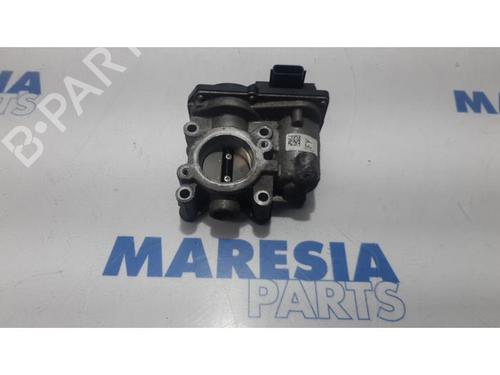 Used Throttle body RENAULT CAPTUR I (J5_, H5_) 0.9 TCe 90 (90 hp) 31492531