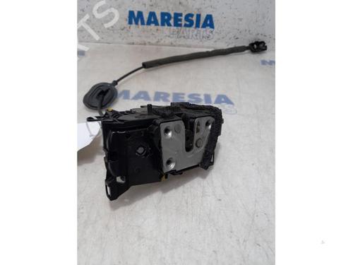 electronic-module-renault-captur-i-j5_-h5_-2013-31441990 main image