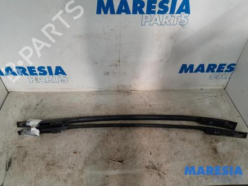 Used Roof bar RENAULT CLIO III Grandtour (KR0/1_) 1.2 16V (KR02, KR0J) (75 hp) 31526797
