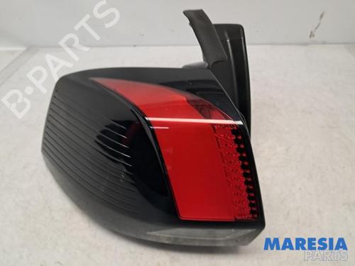 Used Left taillight PEUGEOT 5008 II (MC_, MJ_, MR_, M4_) 1.2 THP (MRHNYH, MRHNYW, MRHNSJ, MRHNSU, MRHNSM) (131 hp) 31450606