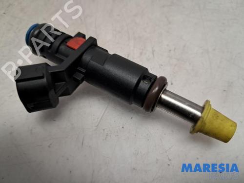 Used Injector PEUGEOT 3008 I MPV (0U_) 1.6 VTi (120 hp) 31428136
