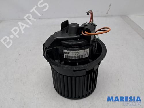 Heater blower motor RENAULT CLIO IV Grandtour (KH_) 1.2 TCe 120 (KHM0) | BP31482262M62