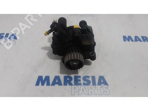 Used Fuel pump Fuel pump RENAULT MEGANE III Grandtour (KZ0/1) 1.5 dCi (KZ09, KZ0D, KZ1G, KZ29, KZ14, KZ1W, KZ10, KZ1F,... (110 hp) 31494242 31494242