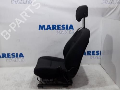 Used Right front seat RENAULT MEGANE III Hatchback (BZ0/1_, B3_) 1.5 dCi (BZ0C) (90 hp) 31384930
