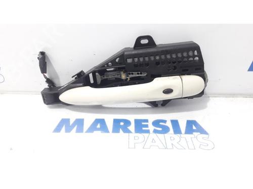 front-right-exterior-door-handle-renault-captur-i-j5_-h5_-2013-31444181 main image