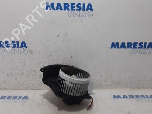 Varmeblæser RENAULT KANGOO / GRAND KANGOO II (KW0/1_) 1.6 16V FLEX (KW01) (106 hp) 31392742