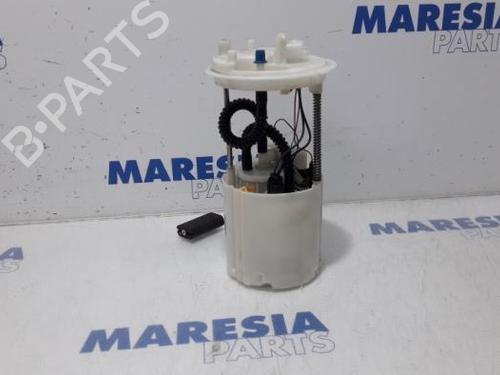 Used Fuel pump FIAT BRAVO II (198_) 1.4 (198AXA1B) (90 hp) 31530424