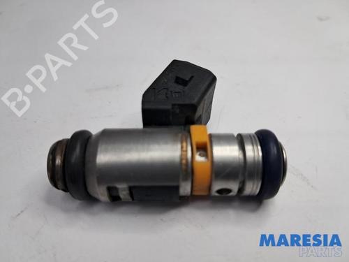 Used Injector Injector FIAT 500 (312_) 1.2 (312AXA1A) (69 hp) 40462755 40462755