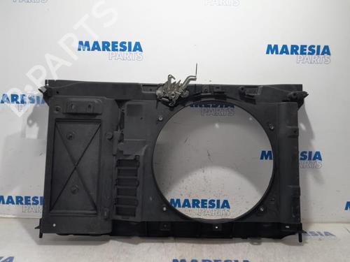 Frontplade/Frontkurv PEUGEOT 308 SW I (4E_, 4H_) 1.4 16V (95 hp) 31501483