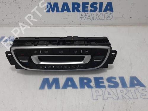 Used Climate control RENAULT MEGANE III Coupe (DZ0/1_) 2.0 TCe (DZ0K) (180 hp) 31395372