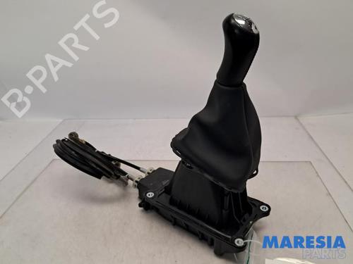 Used Gear lever RENAULT CLIO IV Grandtour (KH_) 0.9 TCe 90 (90 hp) 31474790