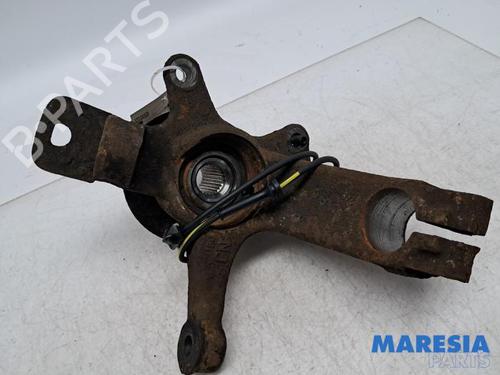 Used Right front steering knuckle Right front steering knuckle PEUGEOT 107 (PM_, PN_) 1.0 (68 hp) 34496466 34496466