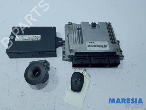 Used Engine control unit (ECU) OPEL VIVARO B Van (X82) 1.6 CDTI (05) (125 hp) 31502808