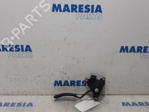 Used Electronic module RENAULT KANGOO Express (FW0/1_) 1.5 dCi 90 (FW0G, FW05, FW08, FW11) (90 hp) 31497439