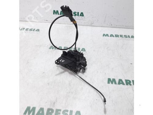 electronic-module-renault-clio-iii-br01-cr01-2005-2006-2007-2008-2009-2010-2011-2012-2013-2014-31449314 main image