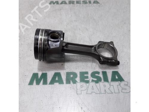 BP31416217O1 main image